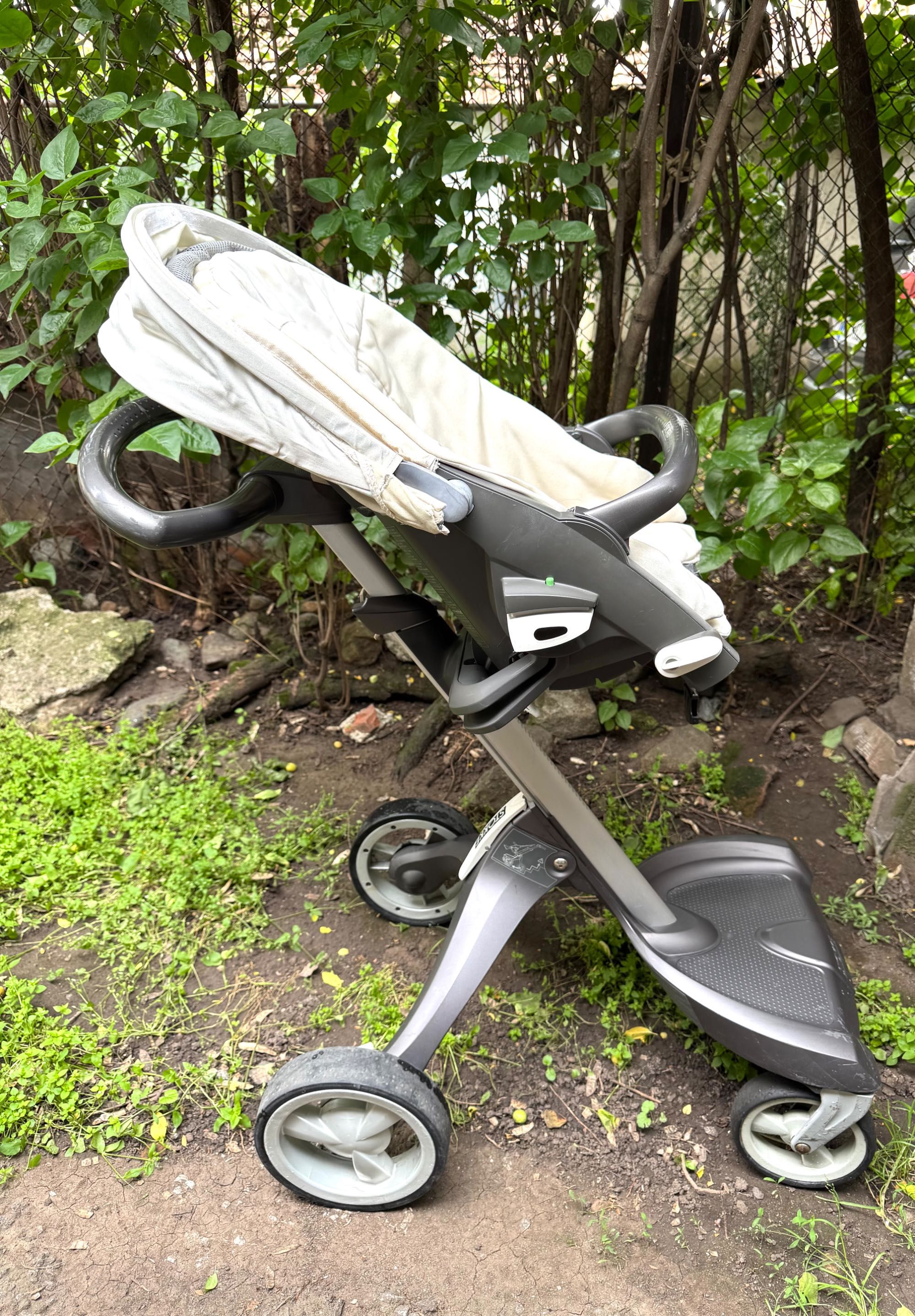 Детска количка STOKKE