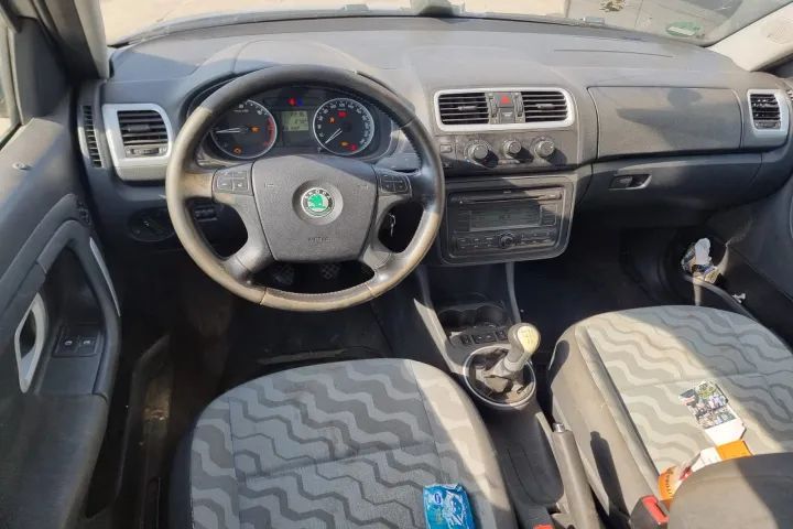plansa ceasuri  bord caseta de directie motoras stergatoare geam Skoda Roomster motor 1.9tdi bls dezmembrez
