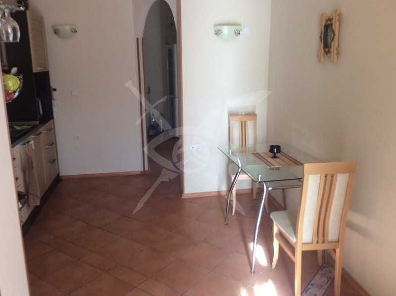 Продава се Двустаен апартамент в к.к. Елените - 72 кв.м за 889 €/кв.м - Снимка #1