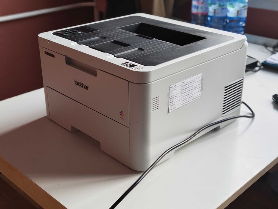 LED цветен принтер Broder HL-L3220CW, нов в гаранция