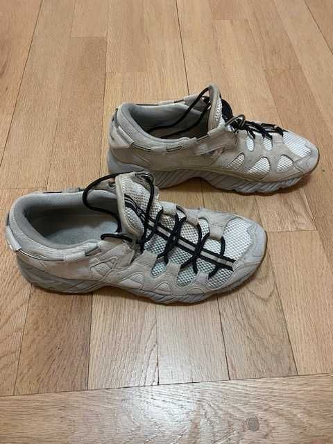 Adidasi Asics marime 41.5