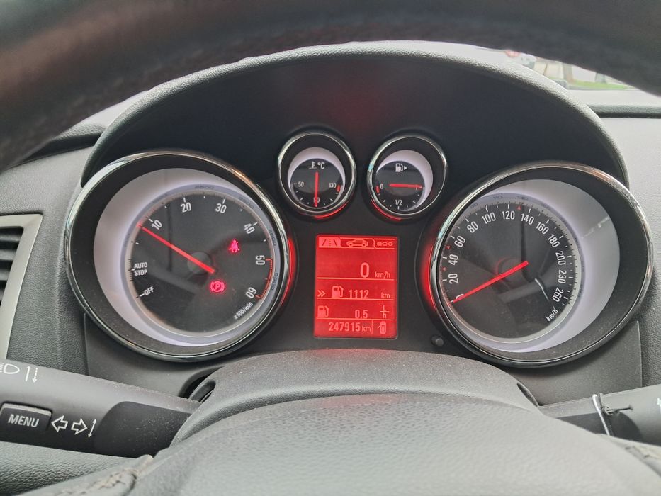 Opel astra j sports tourer