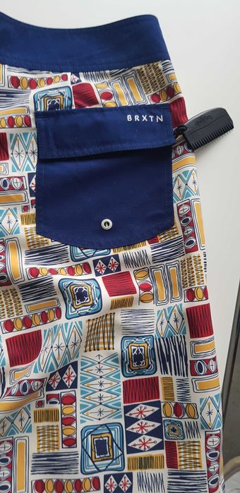 Продавам мъжки бански (сърф шорти) BRIXTON