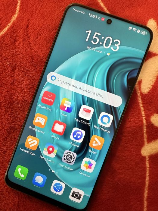 Продавам Huawei nova 12i
