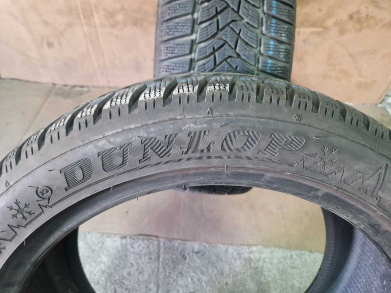 2 Dunlop R18 235/45
зимни гуми DOT3721
