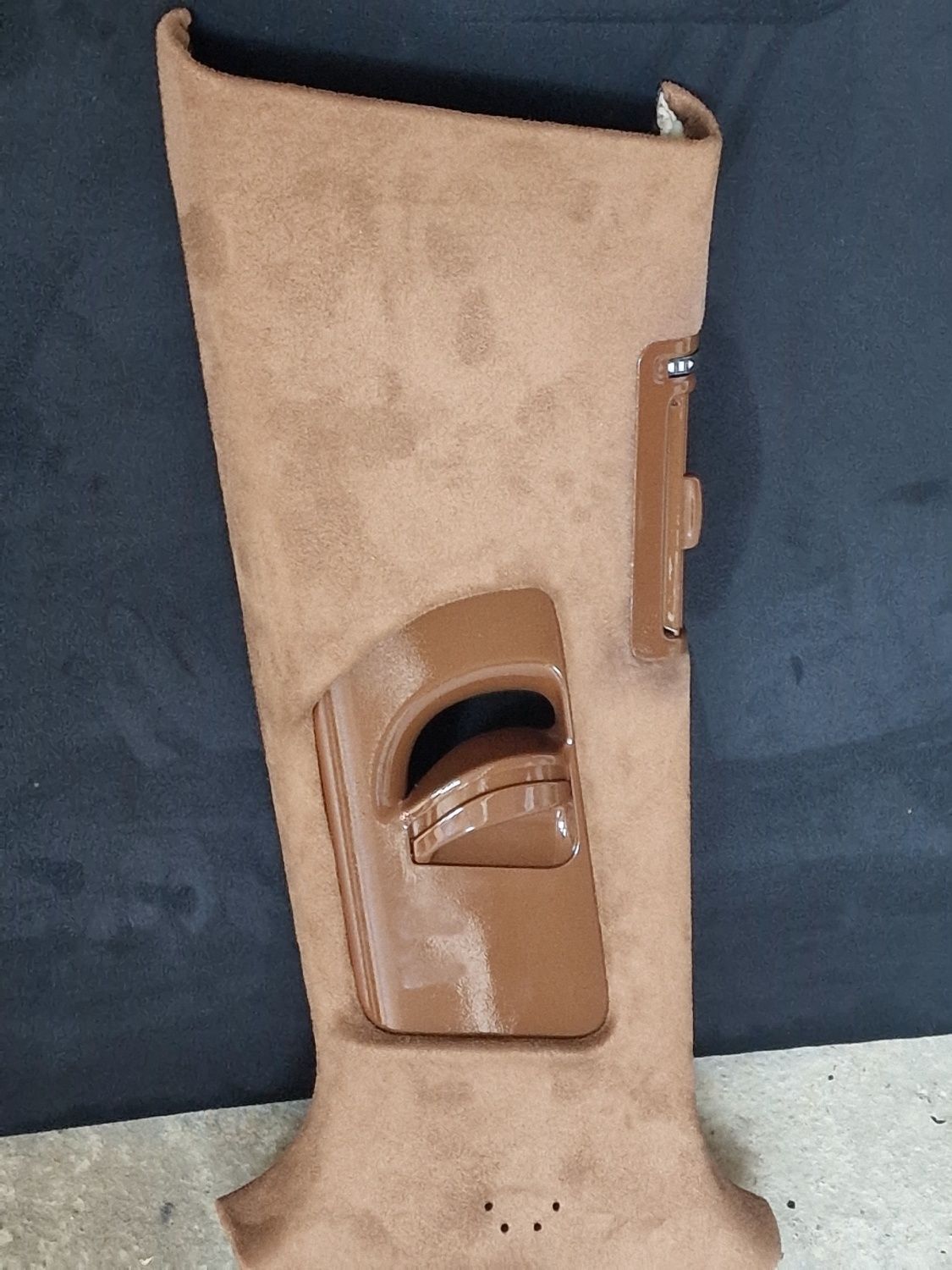 Retapitare Plafon Auto și Vopsire Plastice