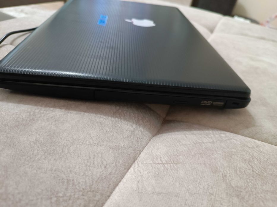 Лаптоп ASUS X55A