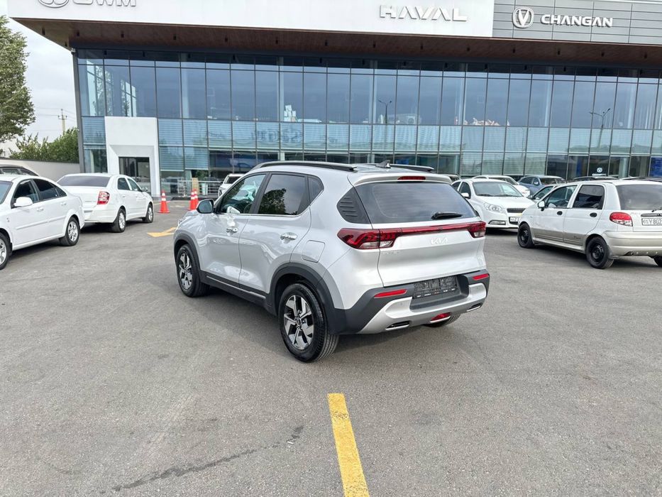 Kia Sonet prestige full