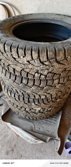 Зимние шины в отличном состоянии