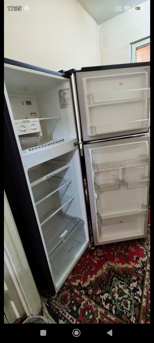 Продам холодильник LG в отличном