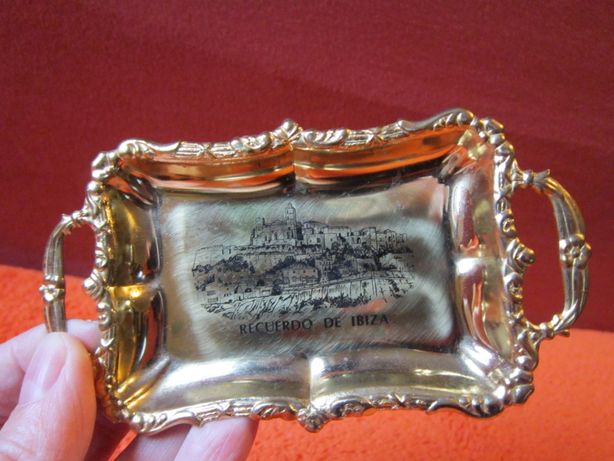 tavă mică miniatura,vintage,metal aurit-Recuerdo de Ibiza-cadou inedit