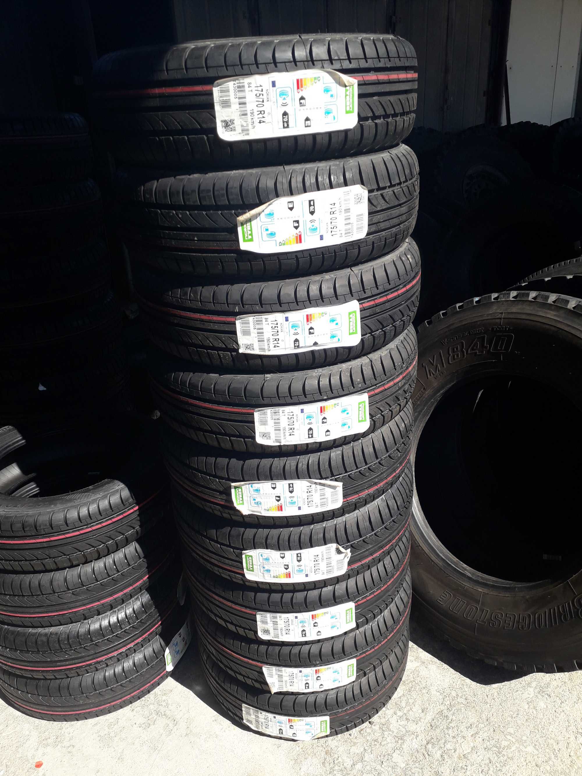 Нови летни гуми R14 175/70 Nokian i3 84T