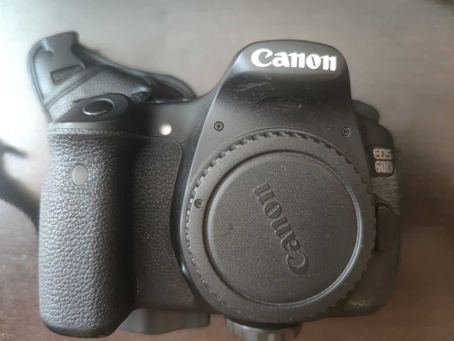 Фотоапарат CANON EOS 60D