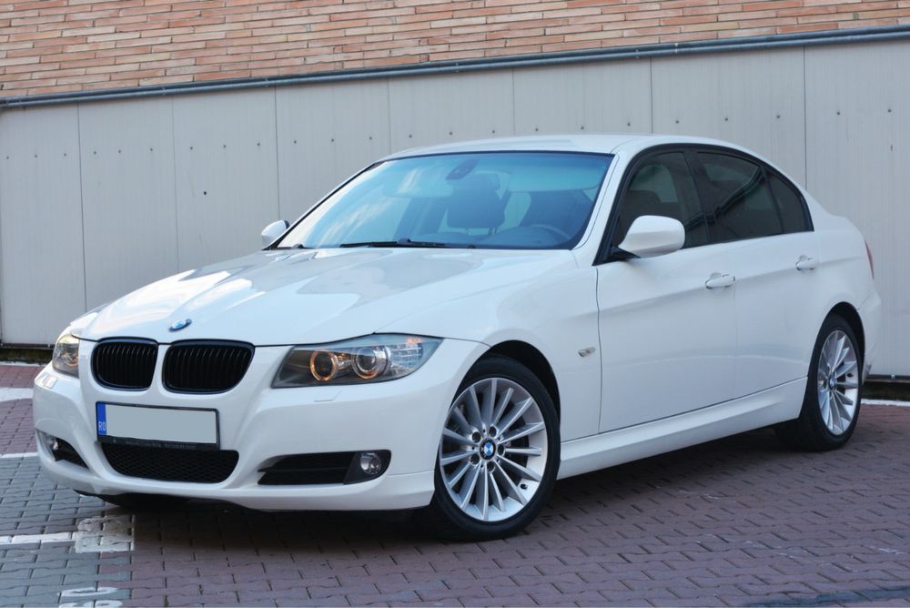 BMW Seria 3 E90 // Facelift // Euro 5 // Bi-Xenon // Navigatie