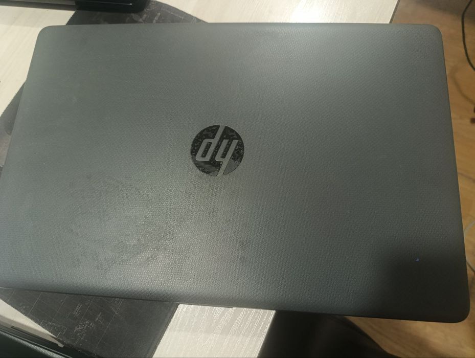 Сотилади ноутбуклар