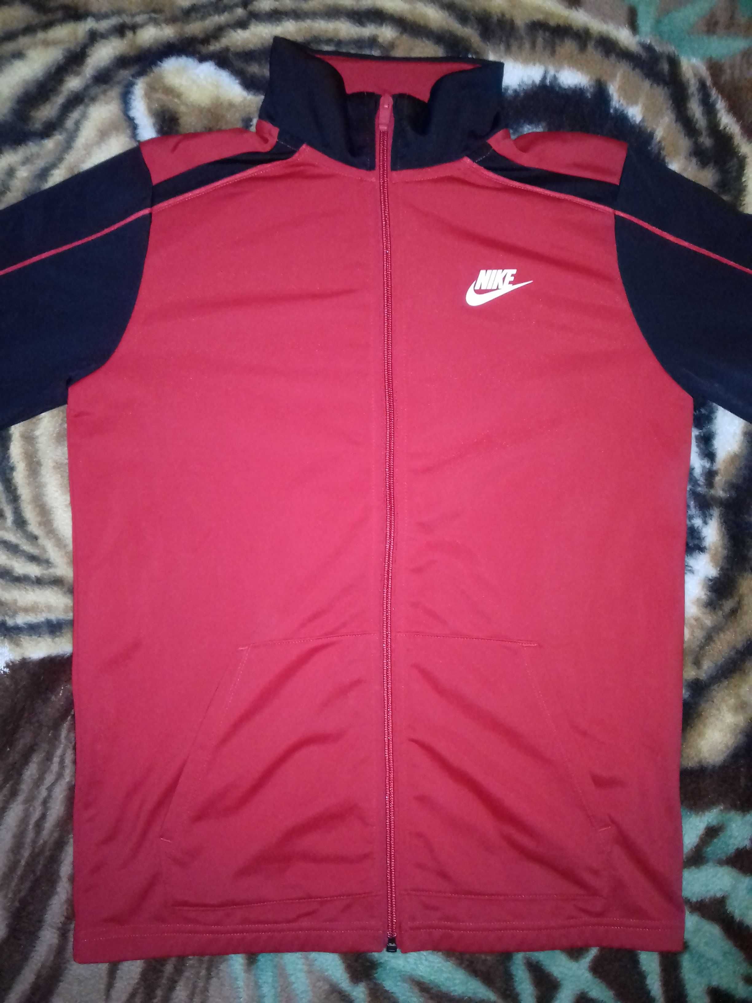 Bluza Nike rosu negru marimea XL