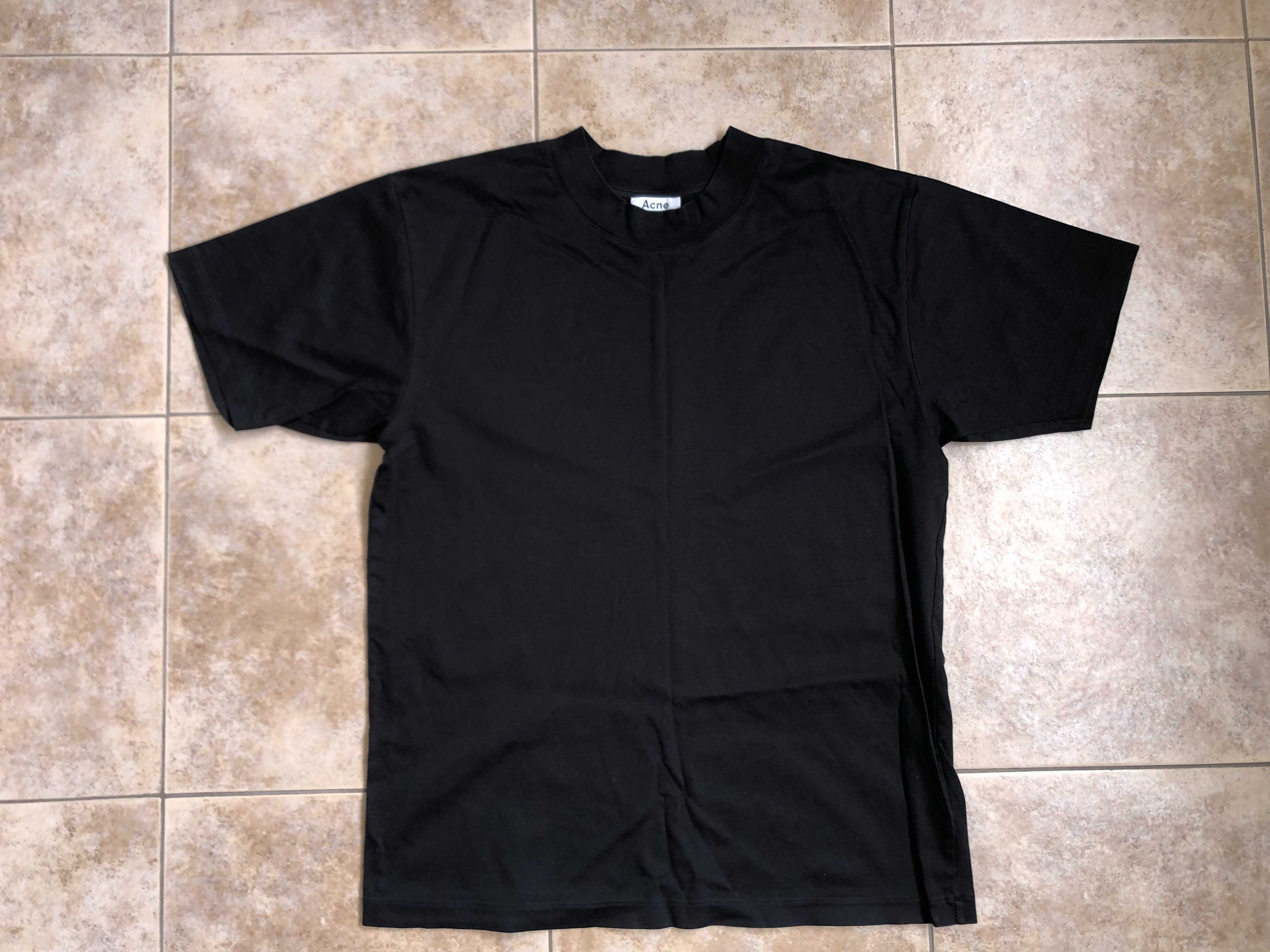 Acne T-Shirt р-р M