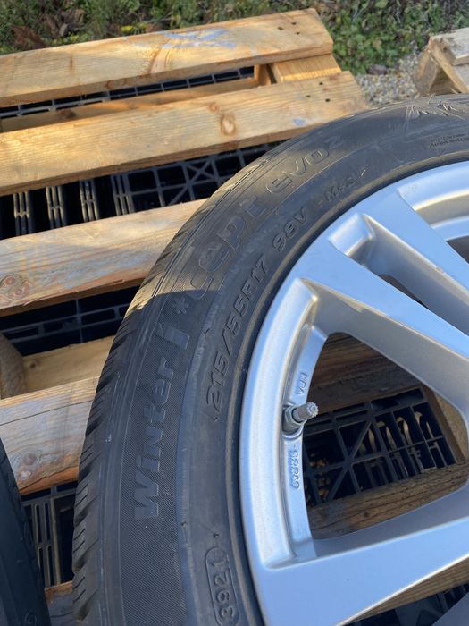 215/55/17 Ханкок Зимни