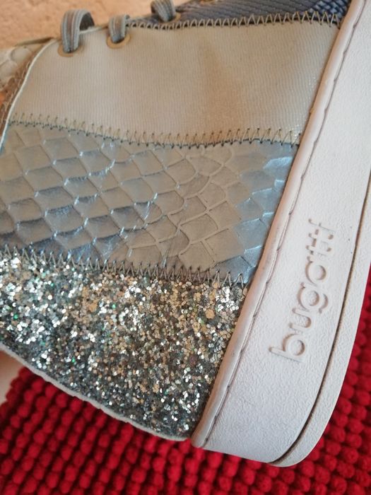 Bascheți Bugatti damă nr 41 piele