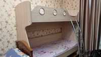 Детская двухъярусная кровать от Шатура + профессиональные  матрасы