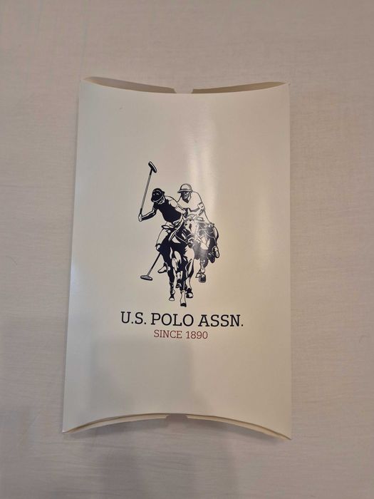 Vand fular rosu inchis, US Pollo Assn, nou cu cutie de cadou