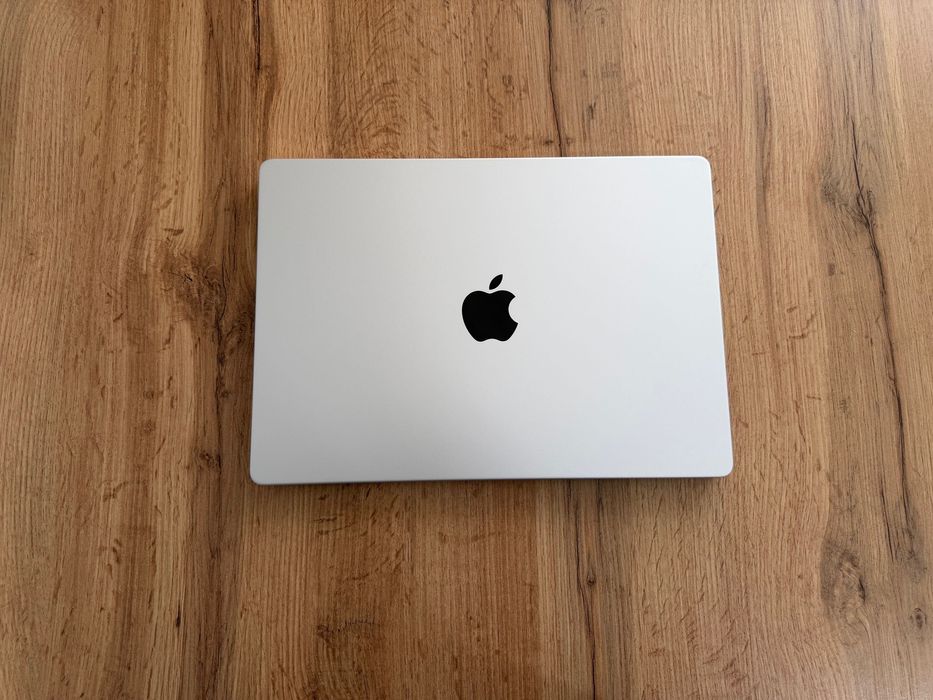 MacBook Pro 14" M3 8-CPU, 10-GPU, 16GB RAM, 512SSD