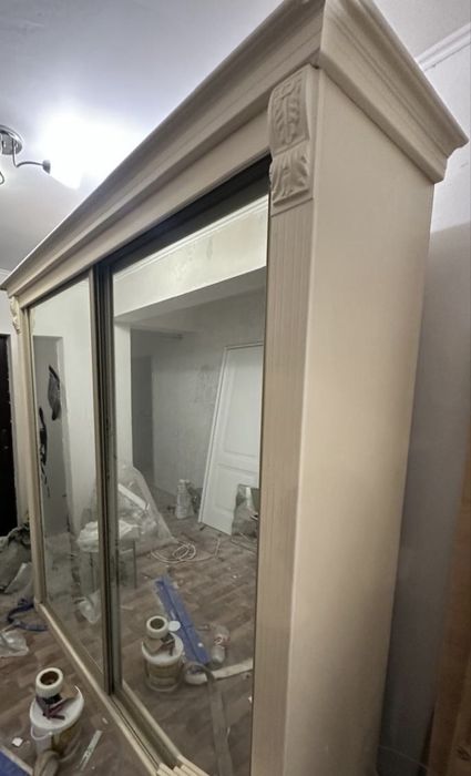 Шкаф купе в отличном состоянии.