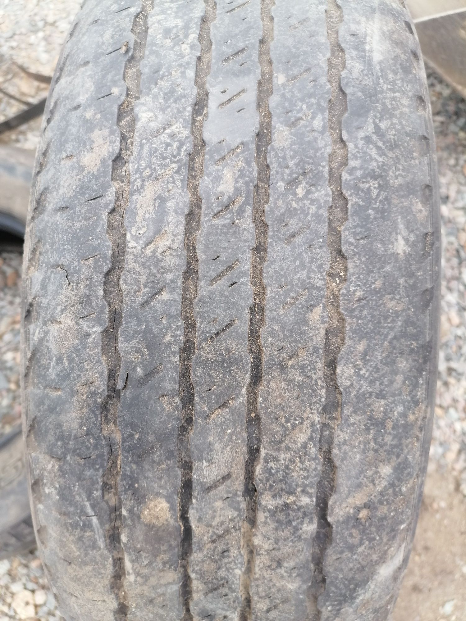 Шины  225 70 r15