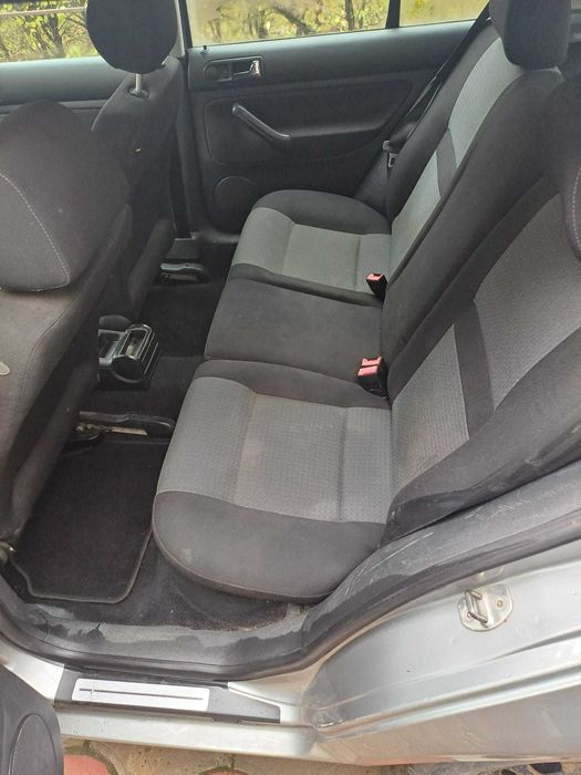 Volkswagen Golf 4 – 2003 – 1.4 Benzină