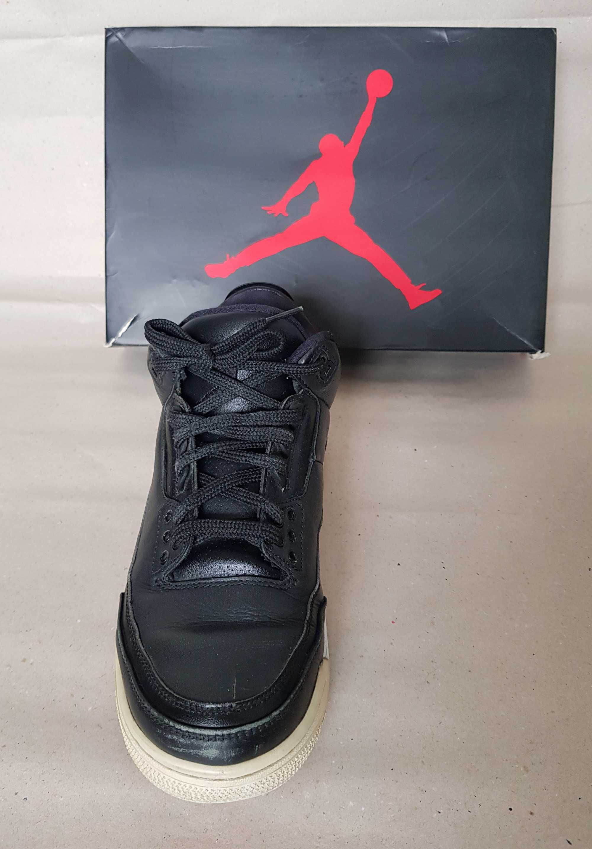 Оригинални Mаратонки JORDAN 3 // Jordan III Cyber Monday