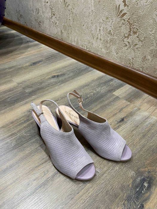 Продам оригинальные бассаножки российского бренда Razolini