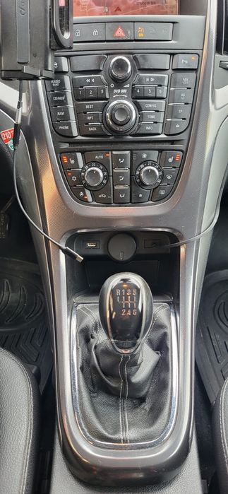 ASTRA J Diesel  2 L 160 CP 2011