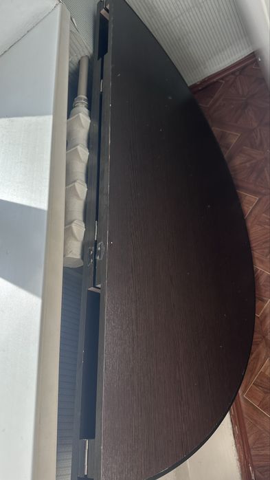 Продам Круглый стол