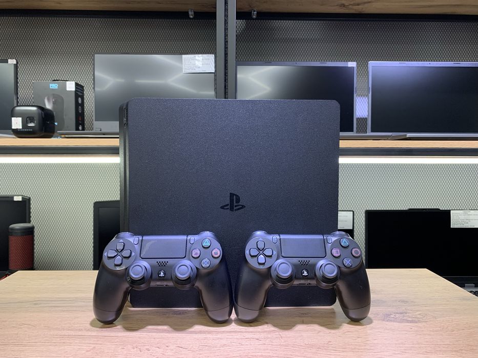 Sony PlayStation 4 Slim, 500 GB версия 12.00, отличное состояние,1220/