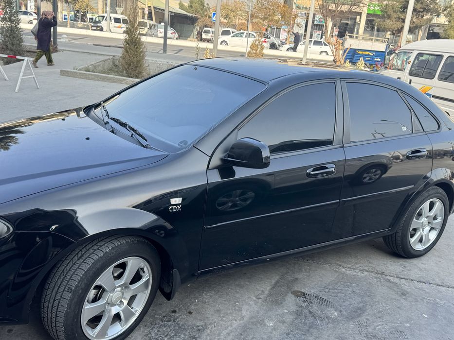 Jentra aftamat metani bor