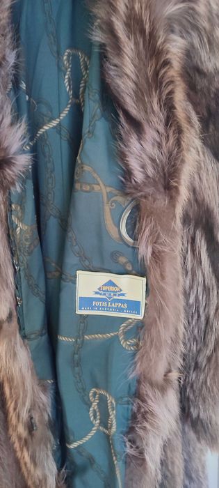 Кожено палто от енот