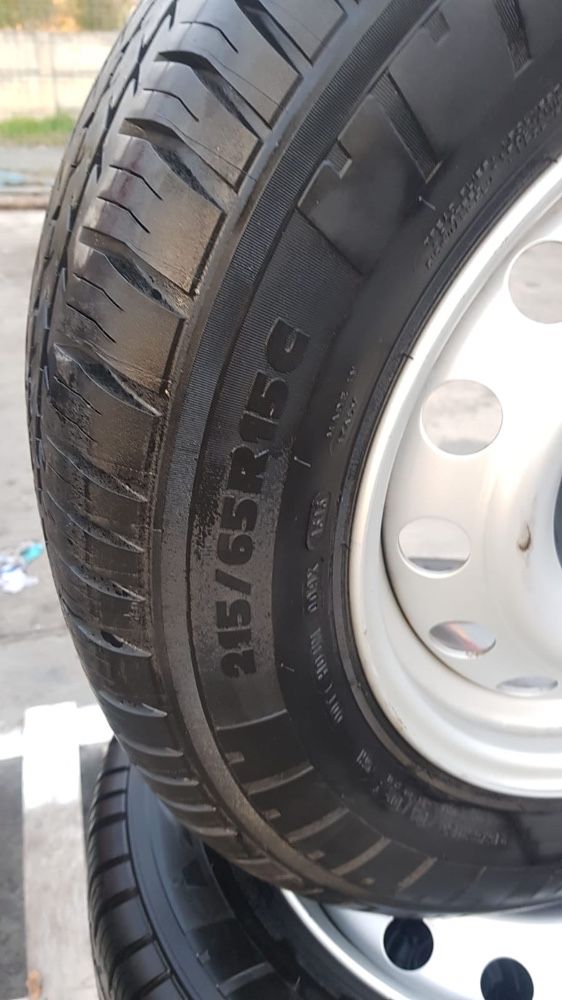 4 cauciucuri 95% Michelin cu janta 215/65/15C