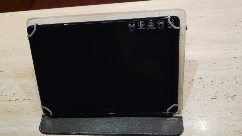Tabletă Lenovo IdeaPad A7600 + Husa protectie