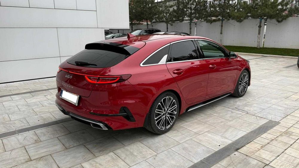 Kia ProCeed 2024