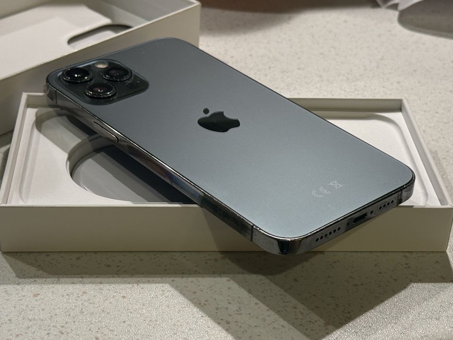 iPhone 12 Pro Max 128GB Graphite – Перфектен, 100% Батерия!