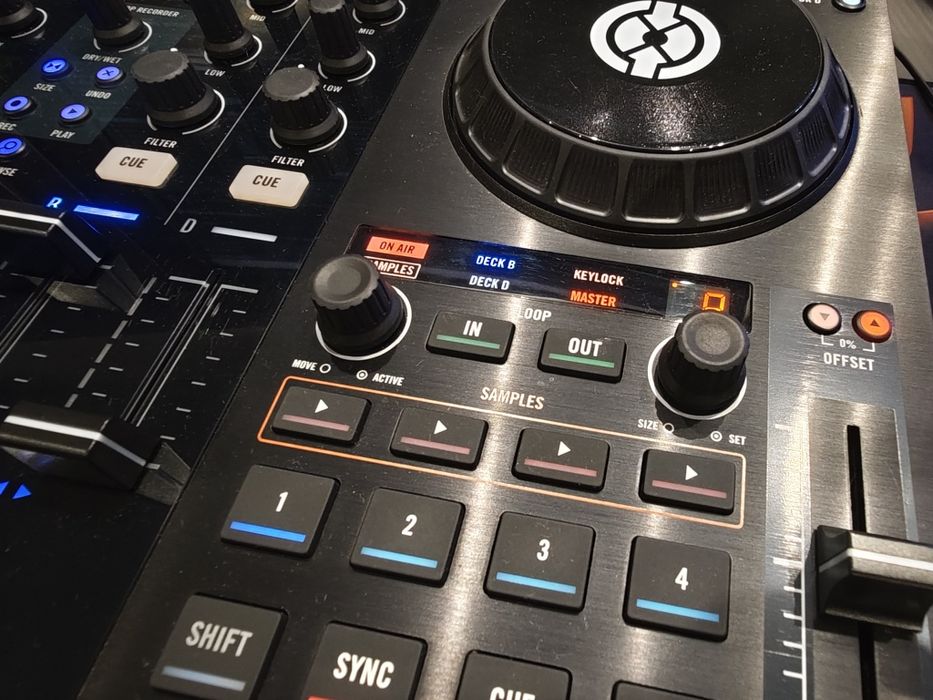 Traktor KONTROL S4