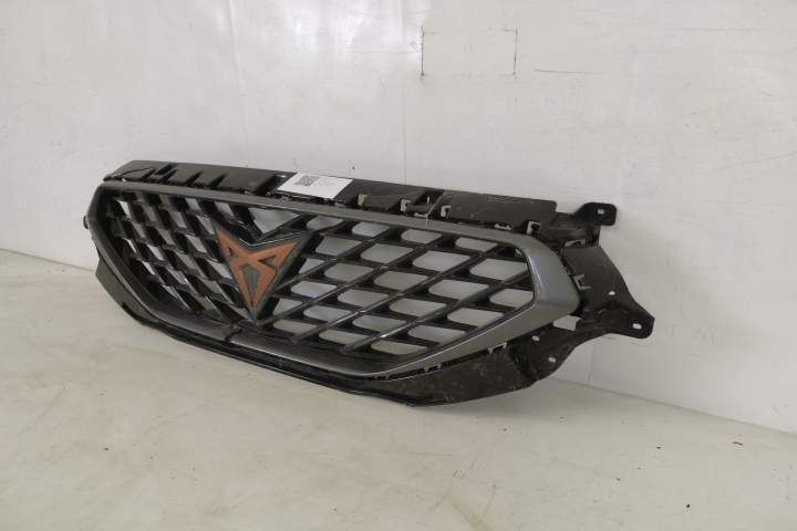 Grila Centrala Radiator Originala In Stare Buna  Cupra  Formentor  1 [