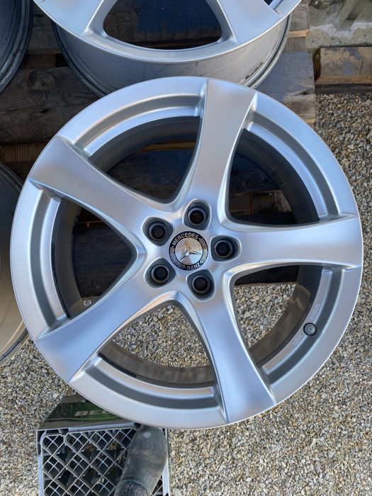 18 цола 5 х 112 мм Мерцедес , Фолксваген , Ауди , Шкода , VW