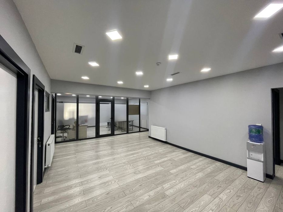 Продаётся полностью готовый к эксплуатации склад площадью 720 м² (AX)