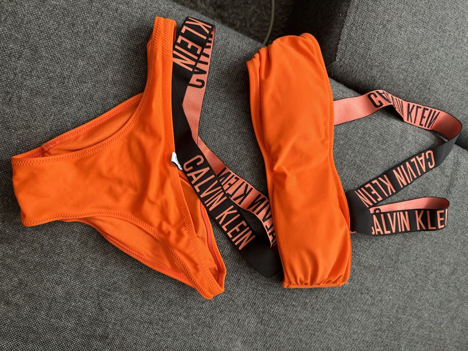 Calvin Klein оригинален страхотен бански