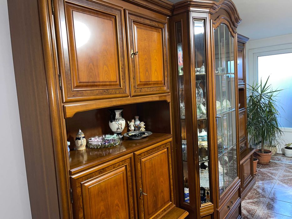 vitrina living /lemn masic import Germania