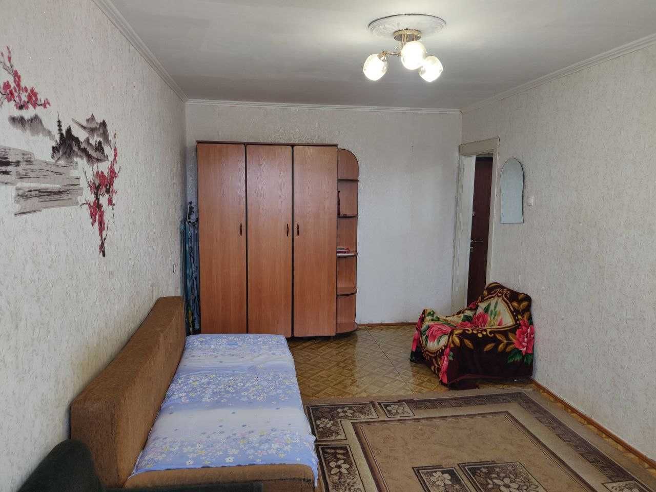 Продам 1-комнатную в Центре Караганды район Юбилейного