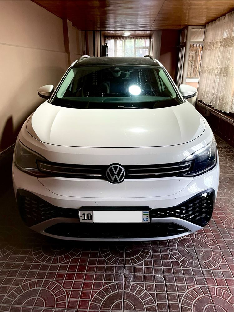 Volkswagen ID6 Pure+