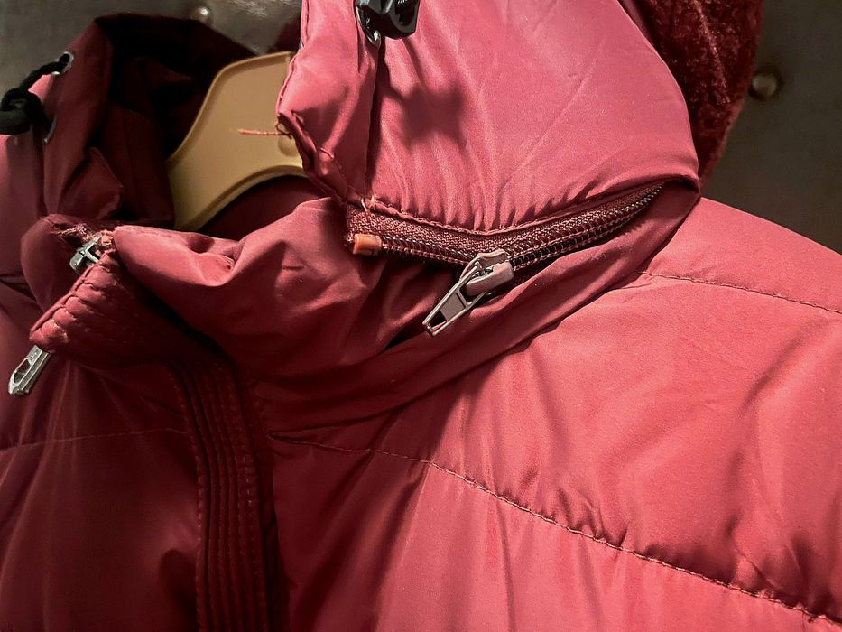 Мъжко зимно яке с пухкава подплата и подвижна качулка