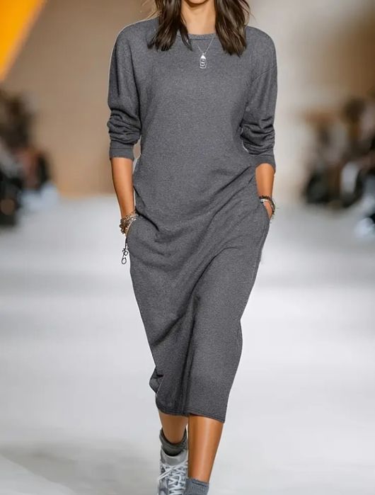 Новое платье продам